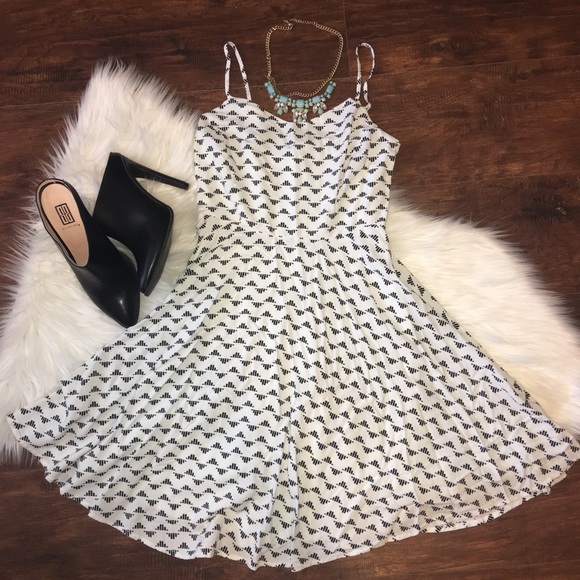 Old Navy Dresses & Skirts - Old Navy Dress